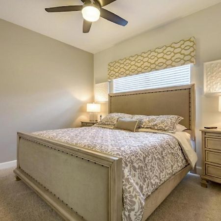 Four-Bedroom Townhome Дейвънпорт Екстериор снимка